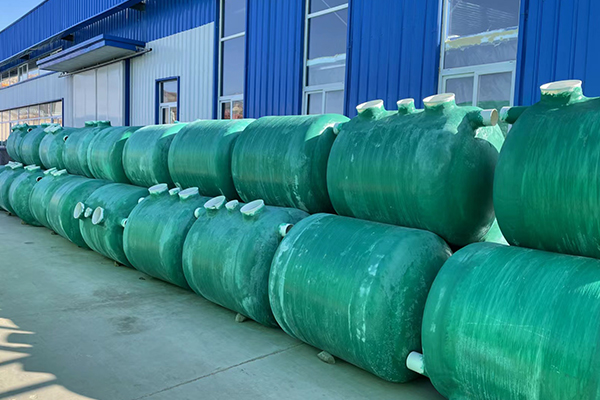 玻璃鋼化糞池廠家的報價和什么有關(guān)系 玻璃鋼化糞池廠家的報價和什么有關(guān)系